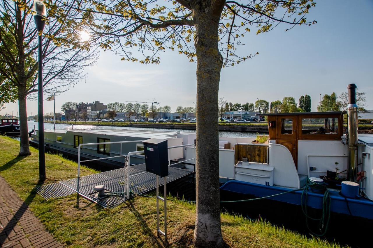 Houseboat Jana - With Sauna And Terrace Hotel บรูจส์ ภายนอก รูปภาพ