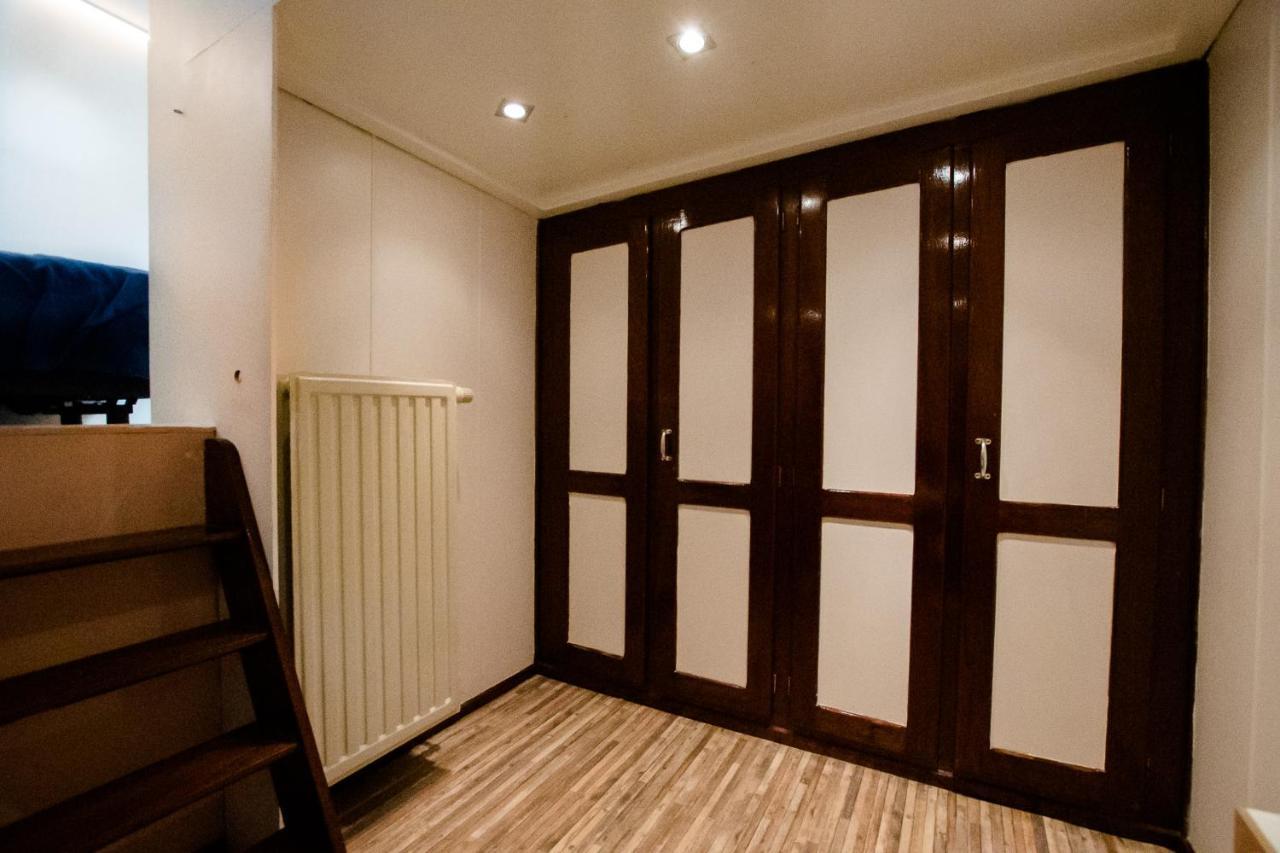 Houseboat Jana - With Sauna And Terrace Hotel บรูจส์ ภายนอก รูปภาพ